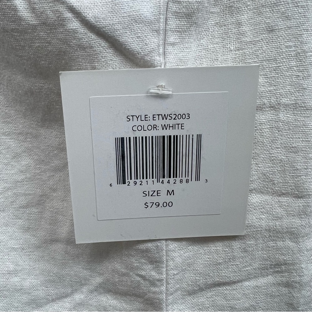 Ellen Tracy Sleeveless Blouse in White - Picture 3 of 6